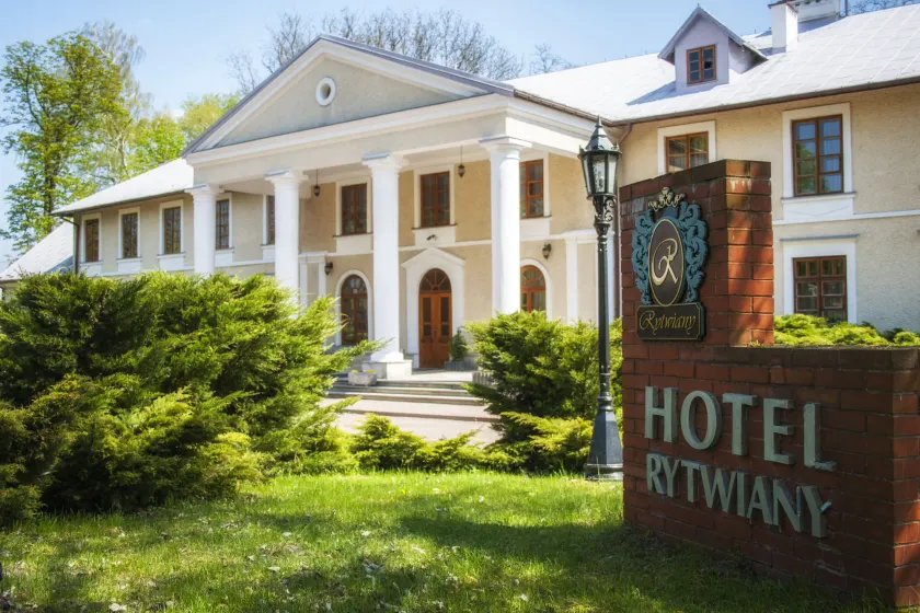 Hotel Rytwiany - Image 1