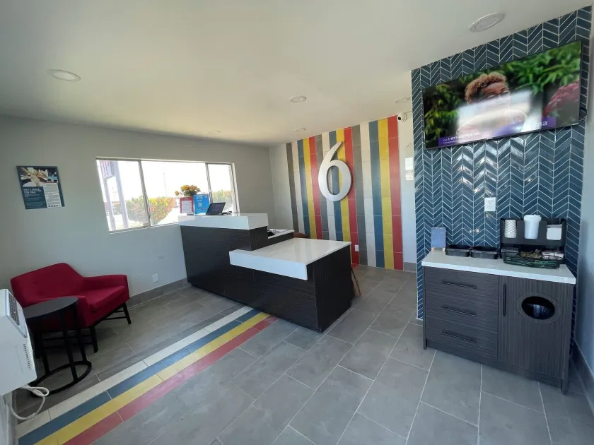 Motel 6 Artesia, NM  - Image 1