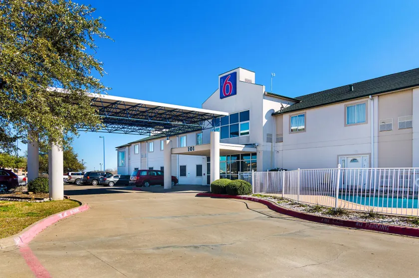 Motel 6-Terrell, TX - Image 1