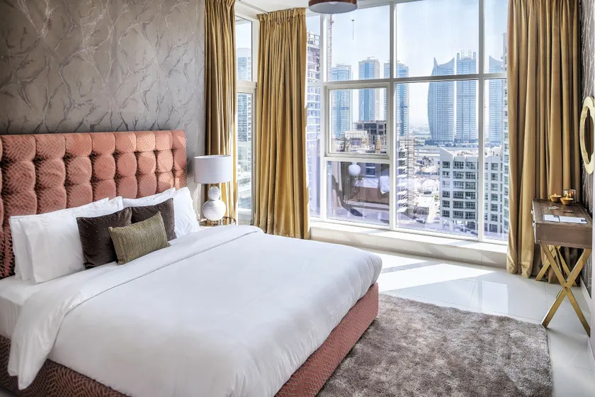 Luxury Staycation - Continental Tower - Image 1