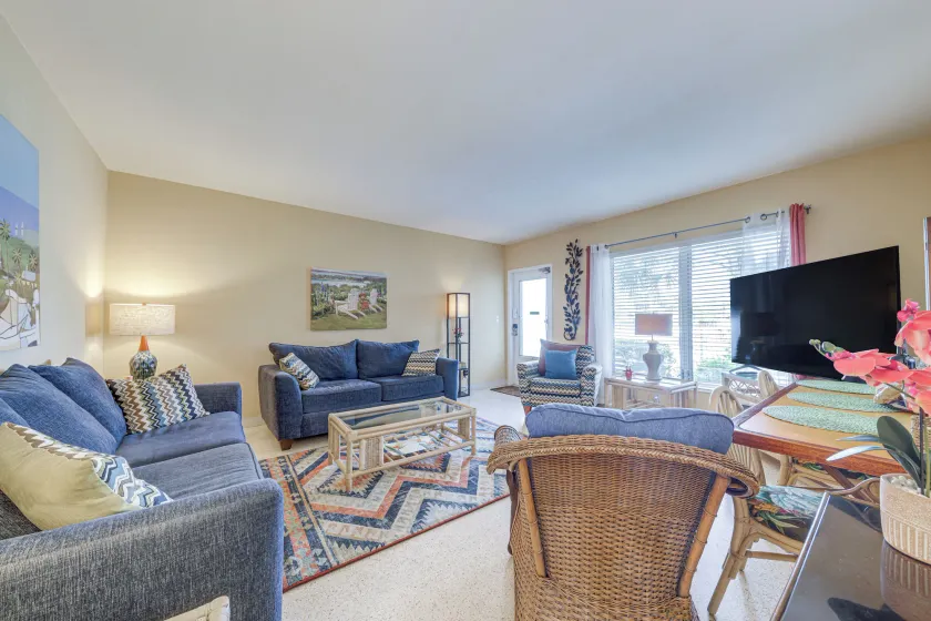Ft Lauderdale Apt w/ Pool - 1 Mi to Beach Access! - Image 1