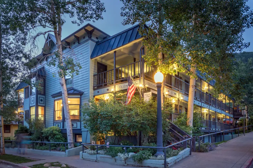 The Victorian Inn - Image 1