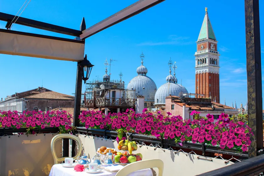Hotel Colombina - Image 1