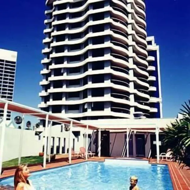 Victoria Square Apartments - Image 1