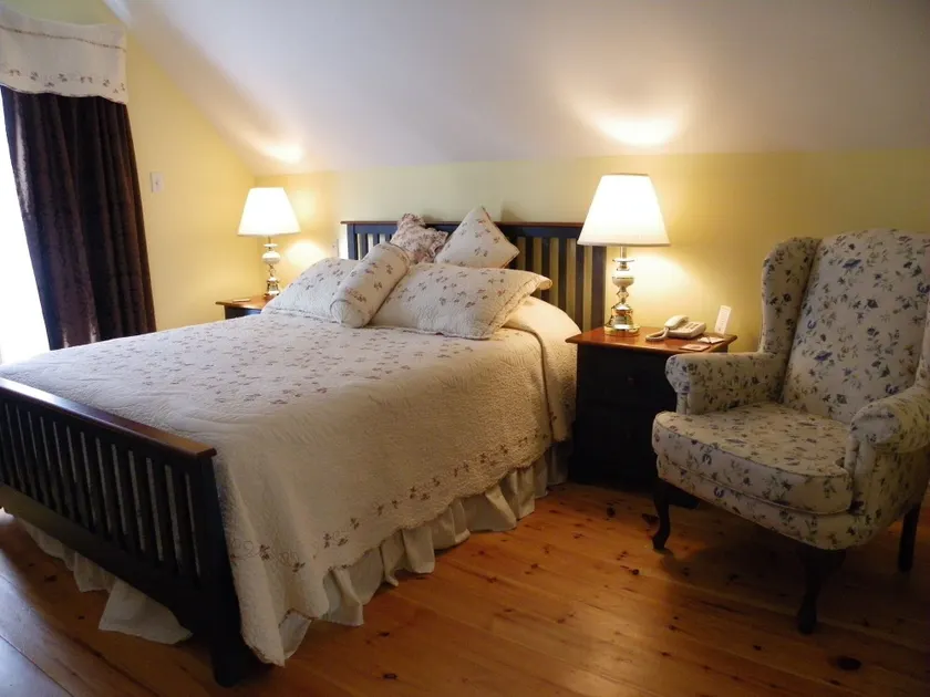 The Colonel's In B&B - Image 1