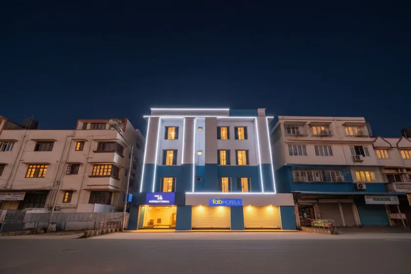 FabHotel MB International - Image 1
