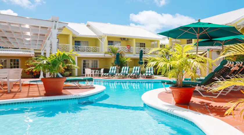 Bay Gardens Hotel - Image 1