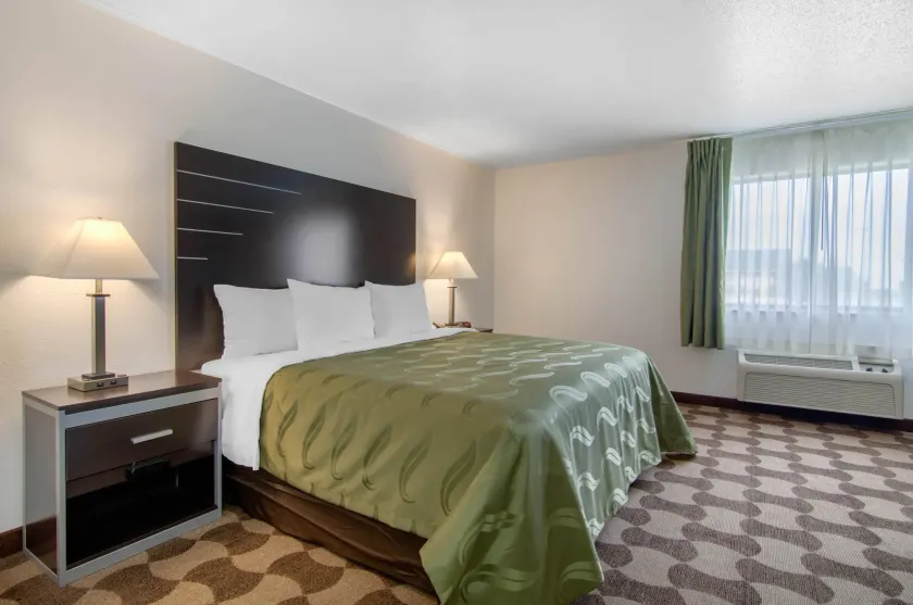 Quality Inn Russell - Image 1