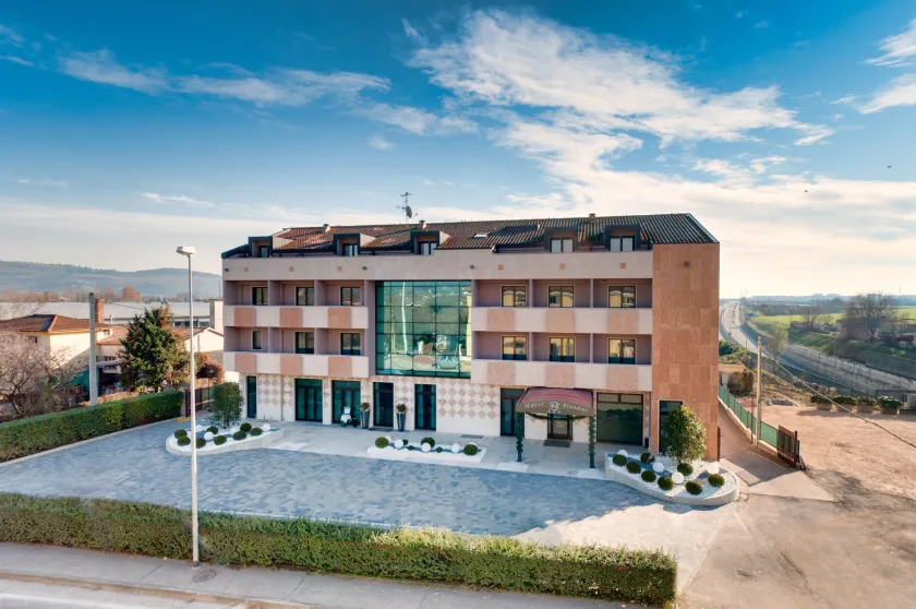 Hotel Brandoli - Image 1