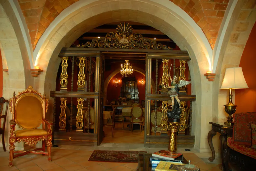 Parador Santa Maria La Real - Image 1