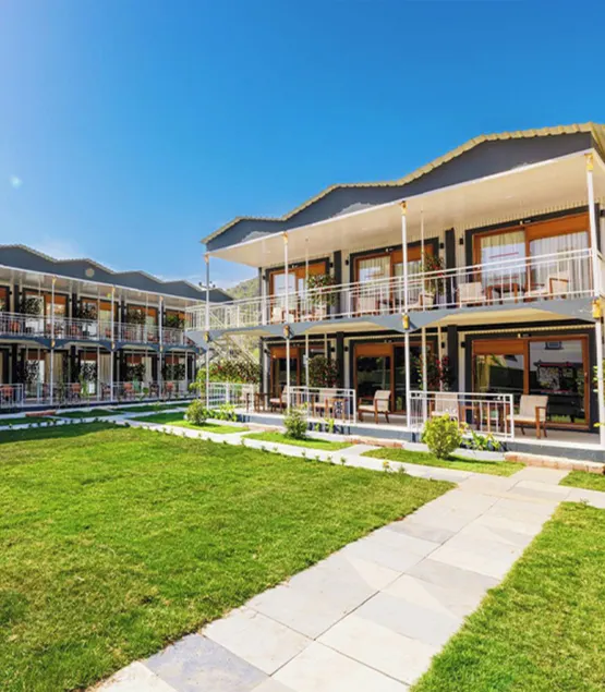 Fii Hotel - Image 1