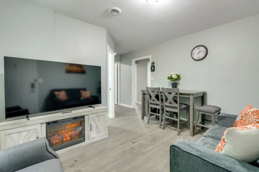 Rolling Hills Retreat, Cozy 2BR Near Lakes/smokies - Image 1