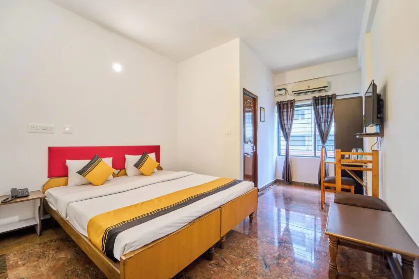 Itsy Hotels R S Bhavan, 2 Km From MIT Gate - Image 1