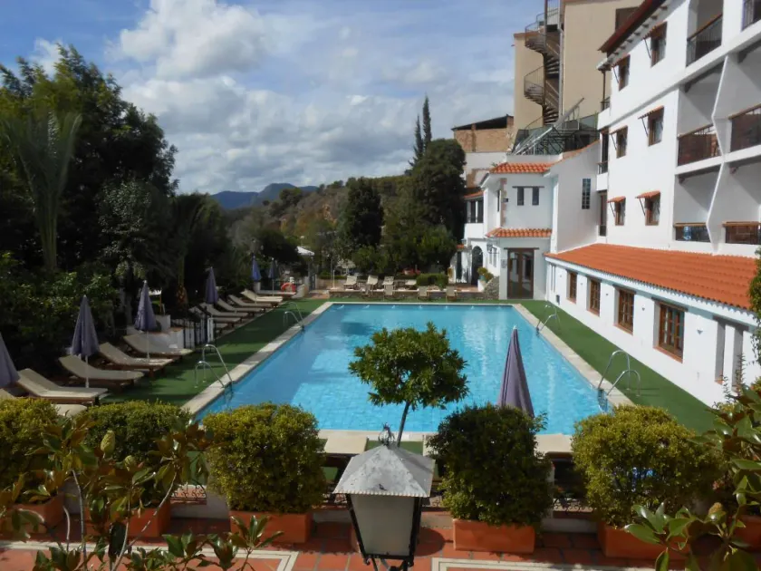 Hotel Alcadima - Image 1
