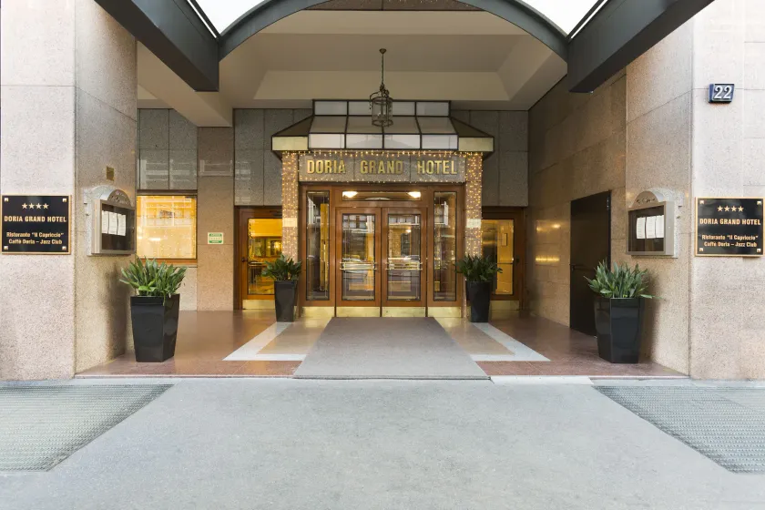 Doria Grand Hotel Rooftop - Image 1