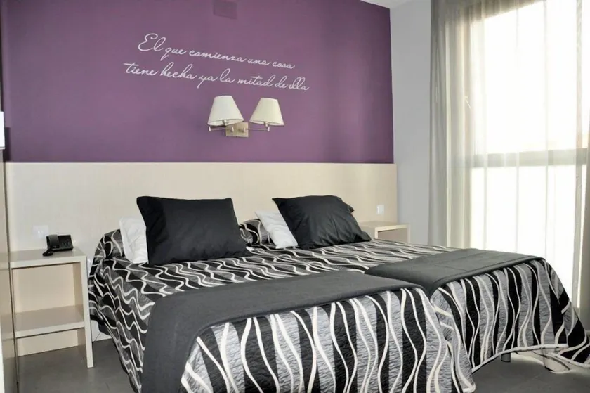 Hotel HM Alfaro - Image 1