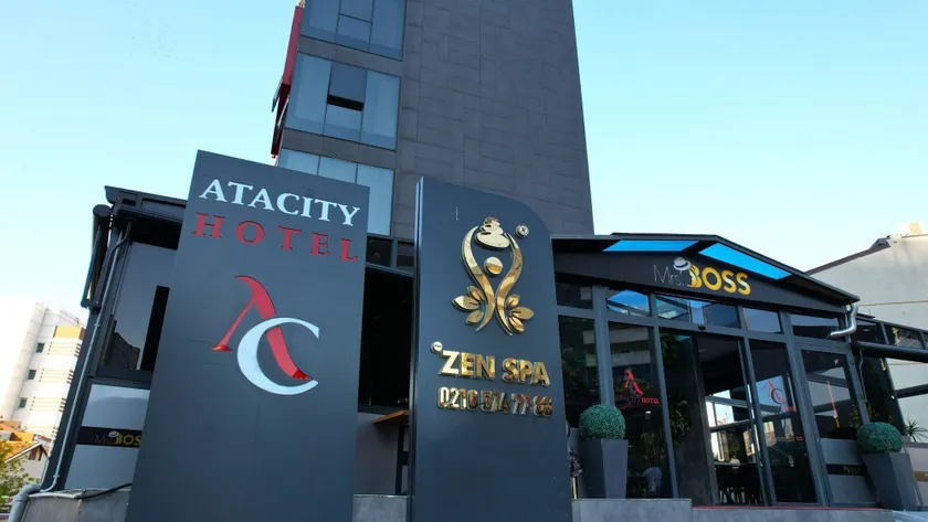 Atacity Hotel - Image 1