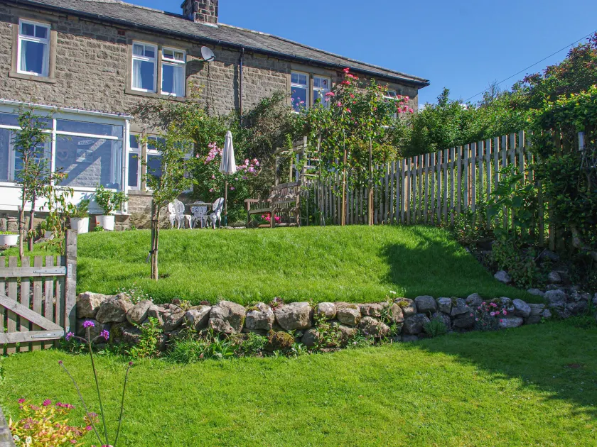 Fellside Cottage - Image 1