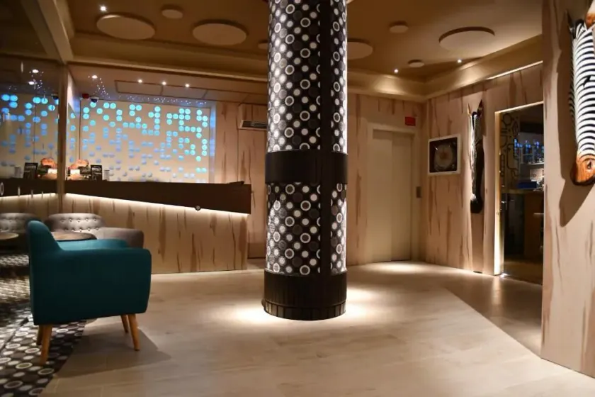 Hotel Oriente - Image 1
