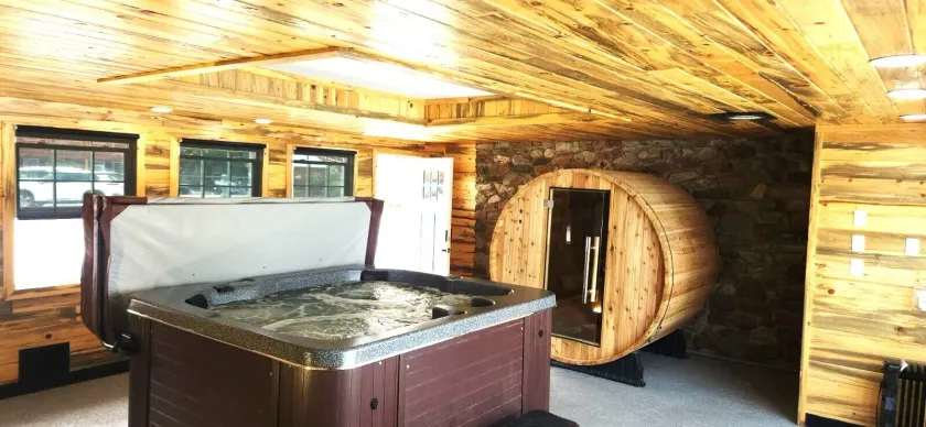 Silver Ridge Lodge - Image 1