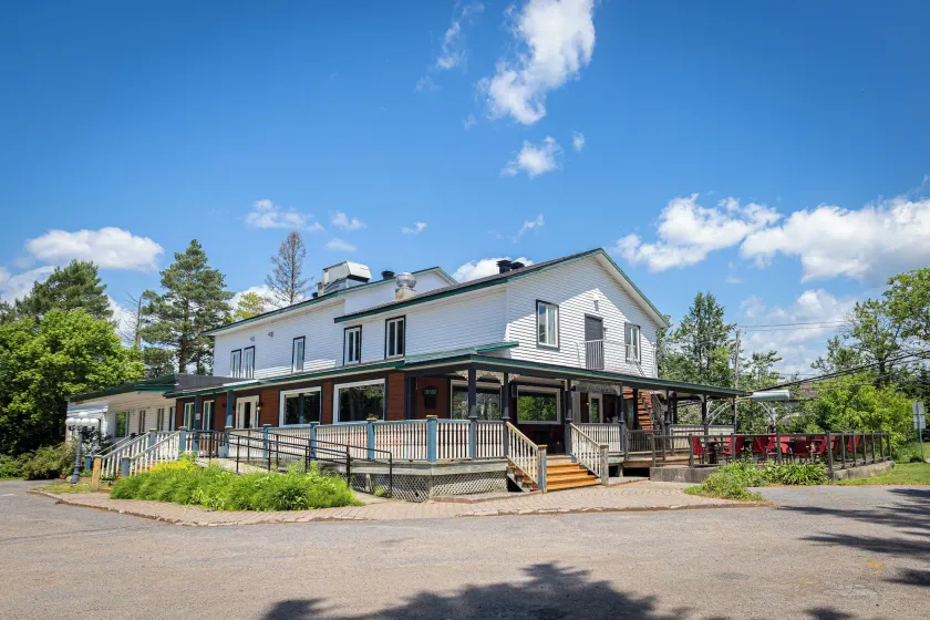 Auberge Valcartier - Par Aneyro - Image 1