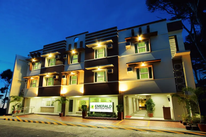 Emerald Boutique Hotel - Image 1