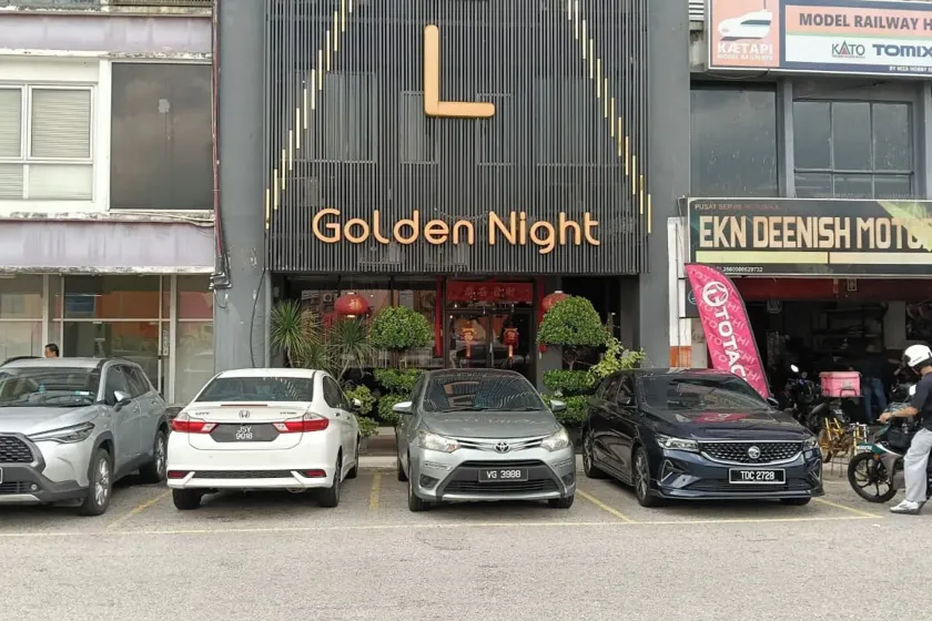 Golden Night Hotel - Image 1