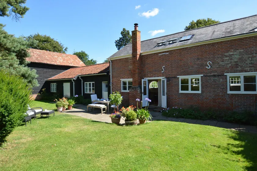 Stable Cottage at the Grove, Great Glemham - Image 1