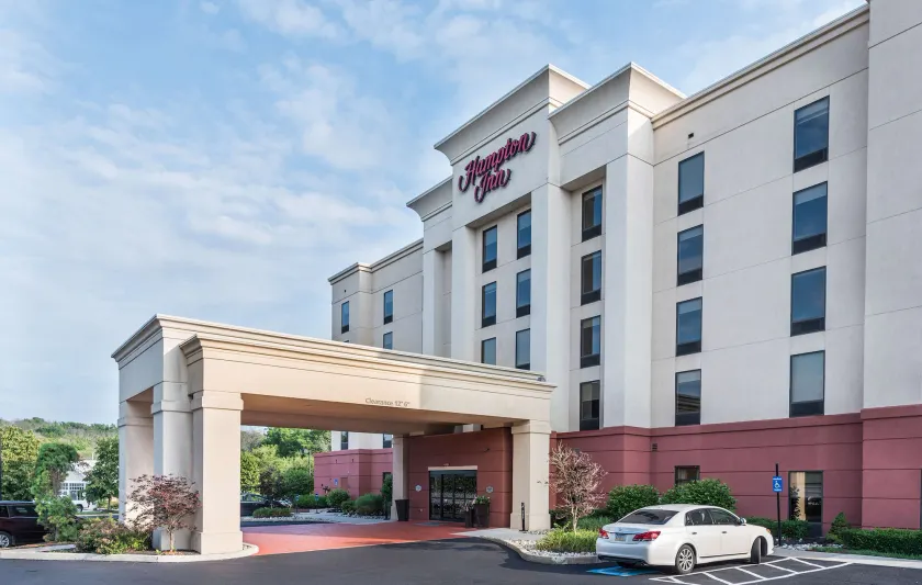 Hampton Inn Doylestown - Image 1