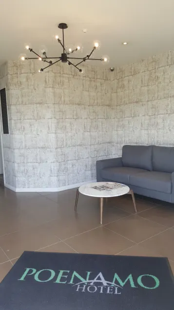 Poenamo Hotel - Entrée intérieure