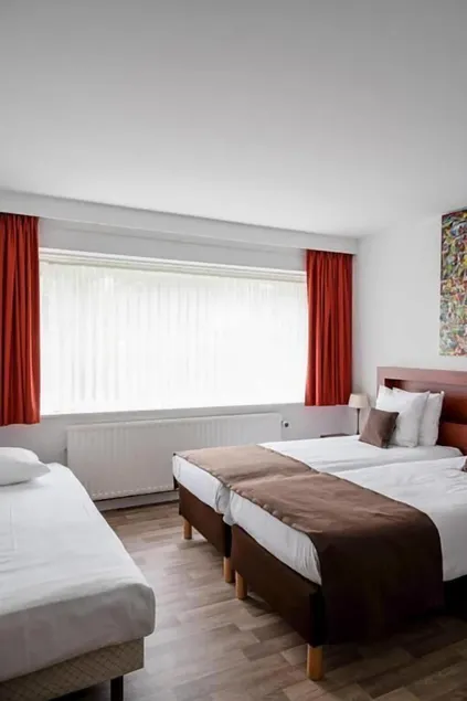 Hotel Olympia in Bruges - Image 1