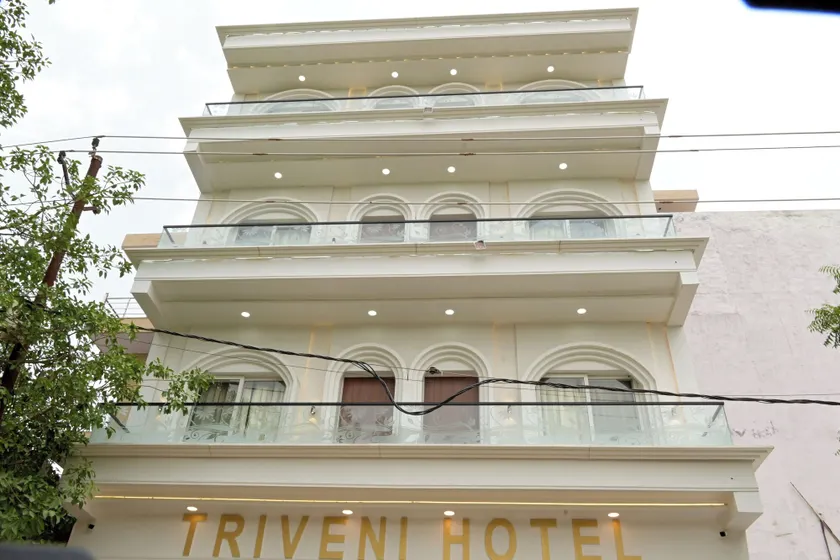 Triveni Hotel And Restaurant - Image 1