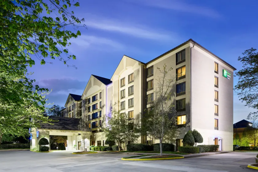 Holiday Inn Express & Suites Alpharetta by IHG - Image 1