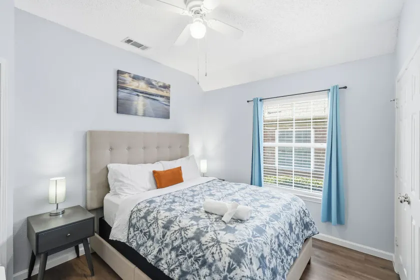 Bright and Cozy 4B Retreat in Frisco - Chambre