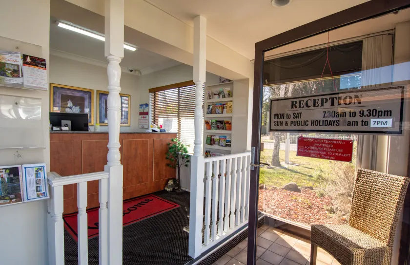 Orange Motor Lodge - Image 1