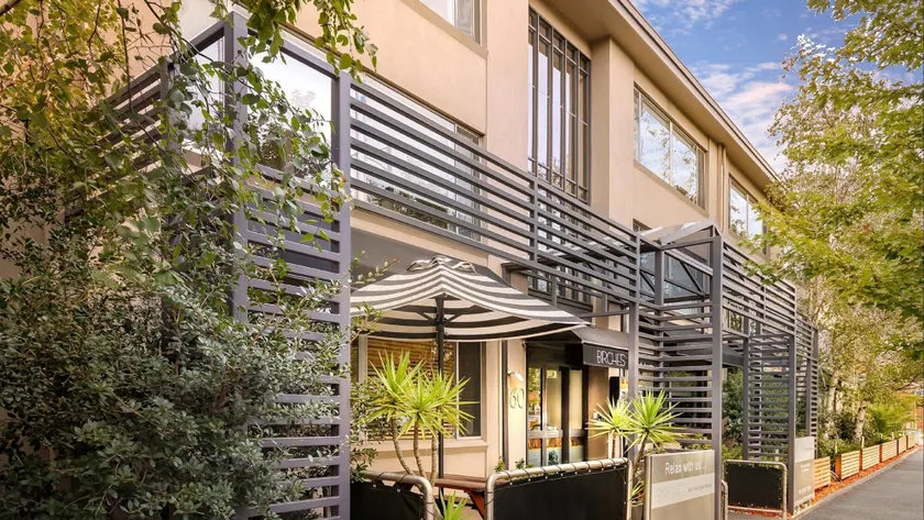Birches Serviced Apartments - Image 1