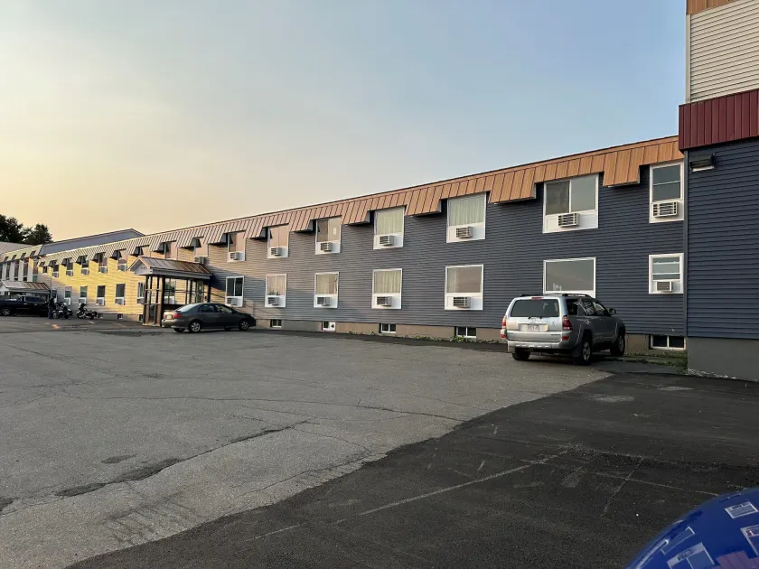 Presque Isle Hotel - Image 1