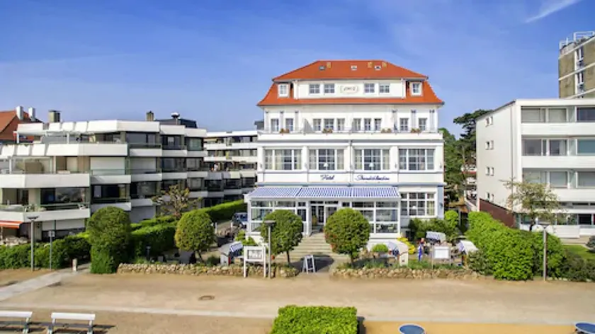Hotel Strandschlösschen - Image 1