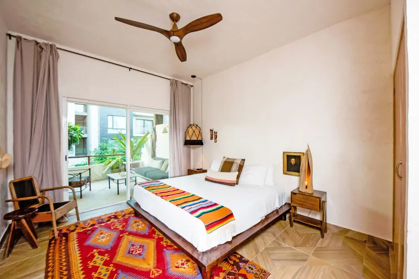 Las Olas 202 - Room