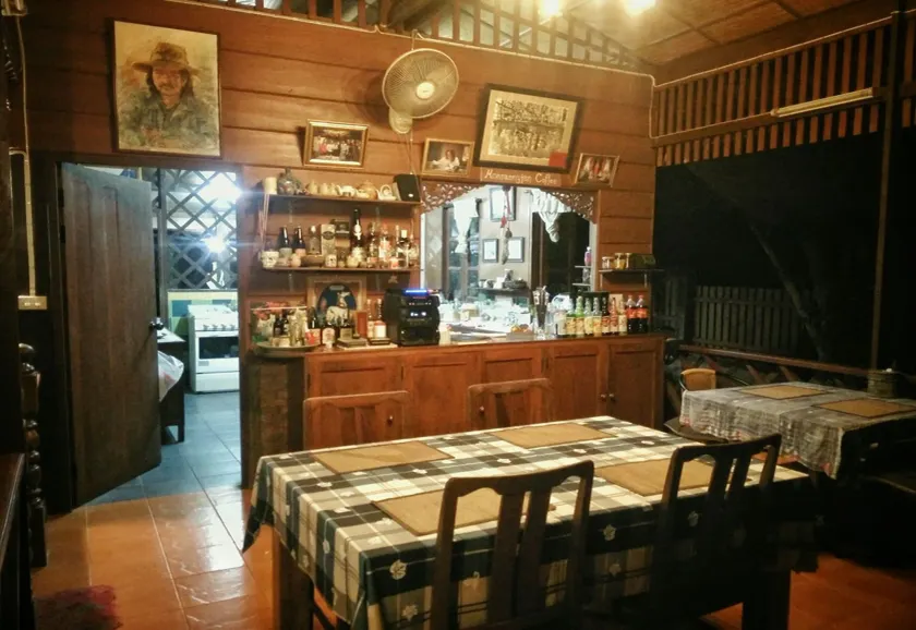 Mon Saeng Jun Homestay - Coin salon dans le hall