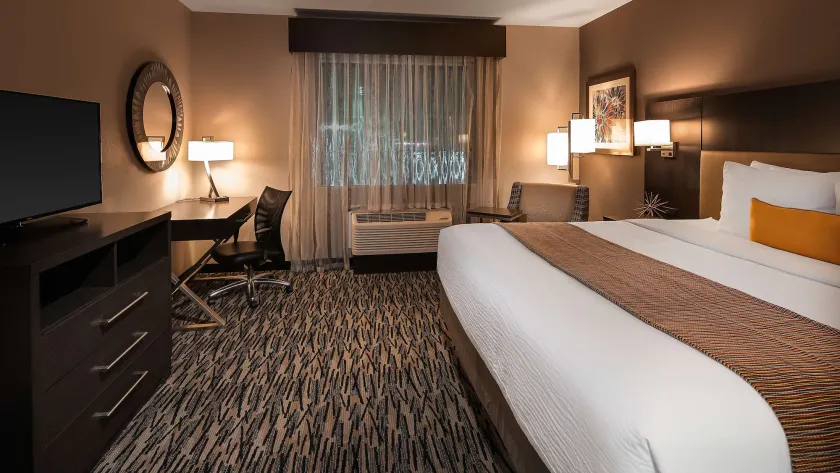 Best Western Plus Executive Residency Baytown - Image 1