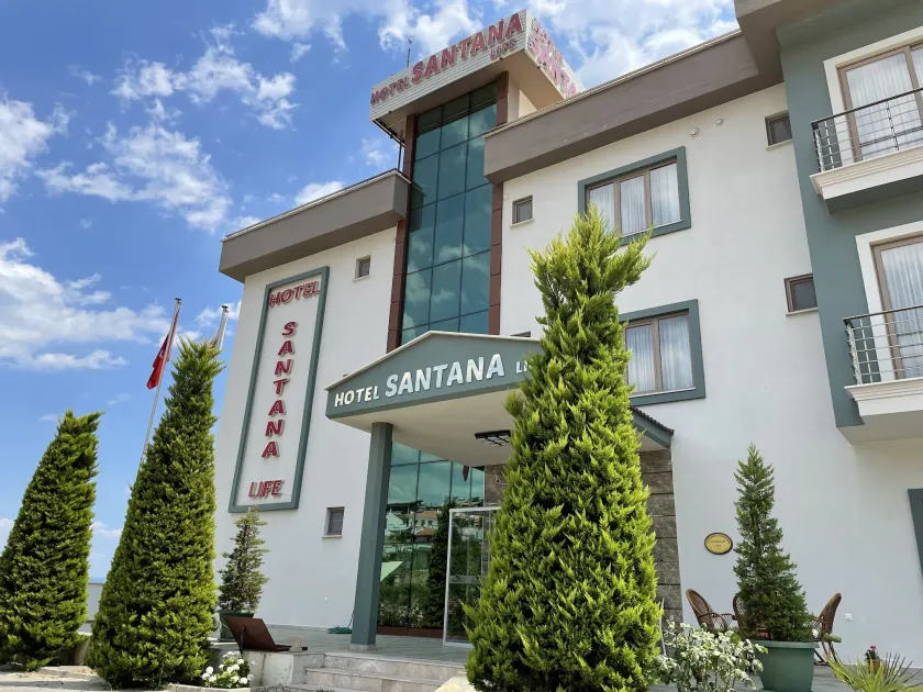 Hotel Santana - Image 1