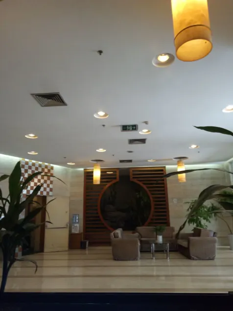 3rd-degree Seascape Apartment Hotel - Image 1