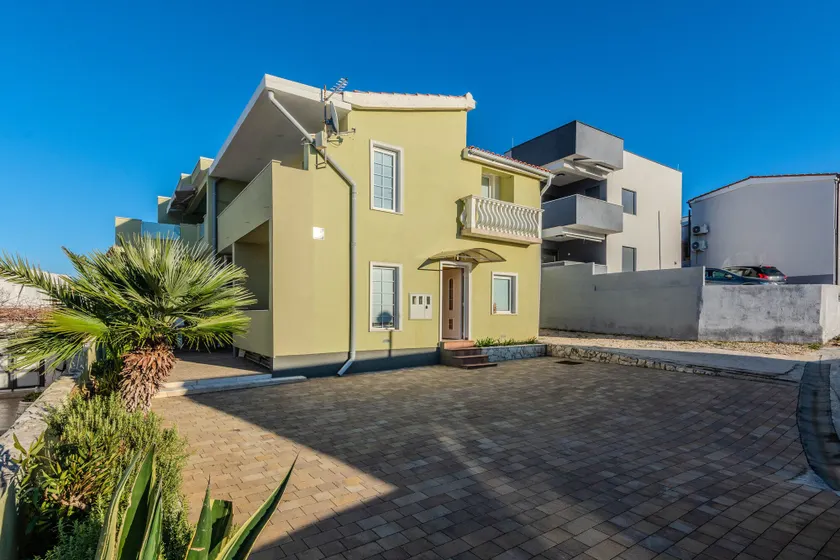 Apartments Mahnet - Image 1