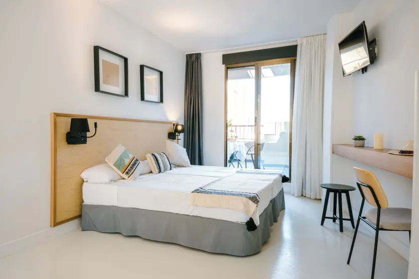 BLUESEA Faro Cullera - Image 1