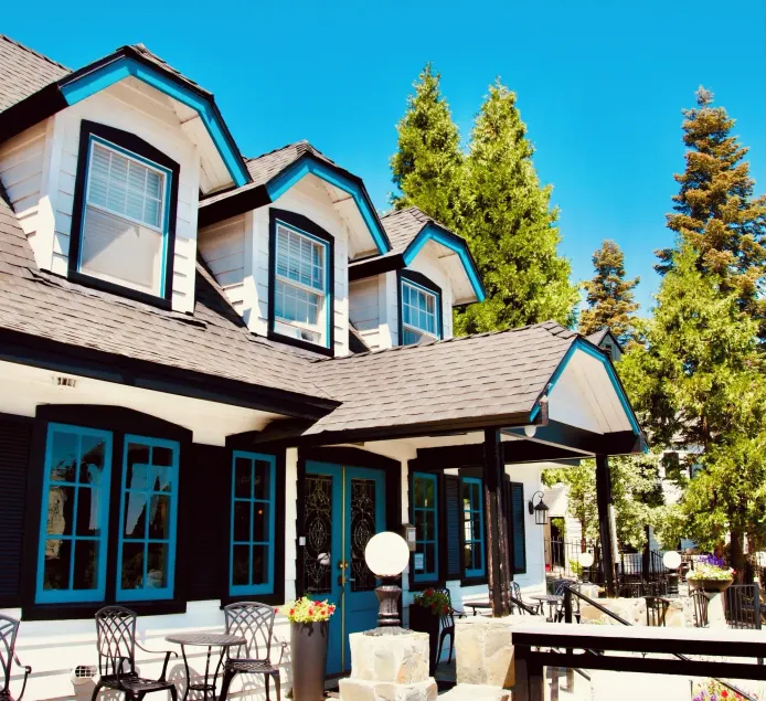 Arrowhead Lake Inn - Image 1