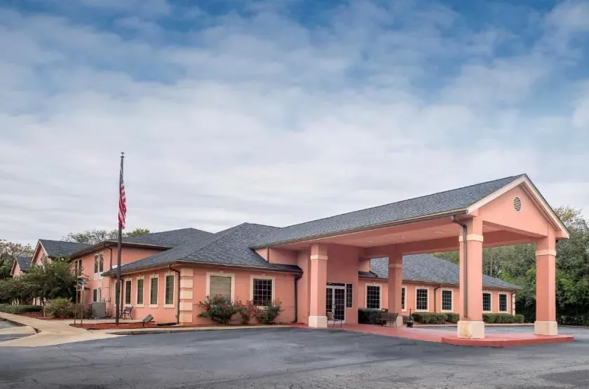 MY HOME & SUITES MADISON - Image 1
