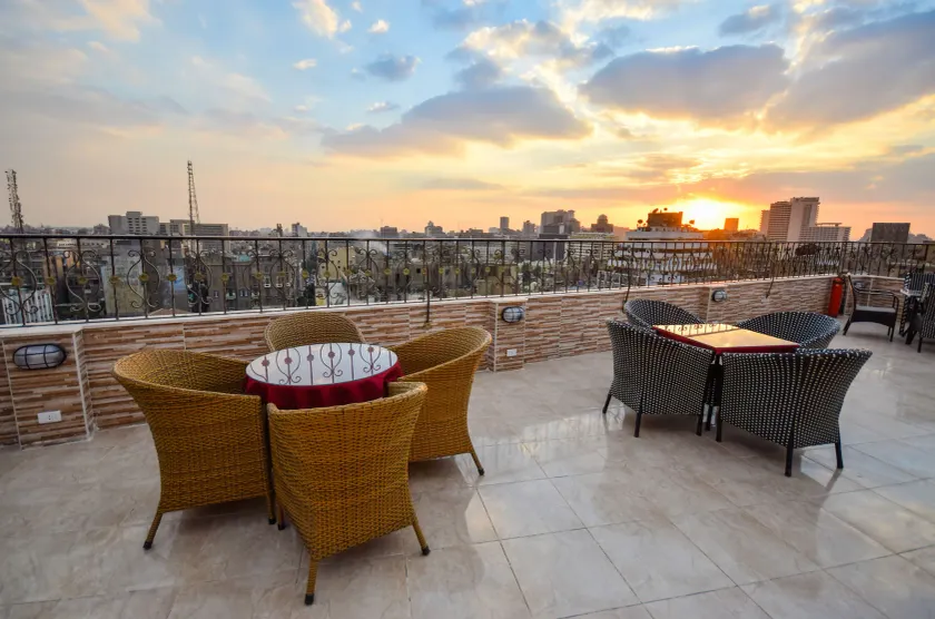 Amin Hotel - Image 1