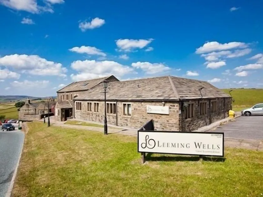 Leeming Wells Guest House - Image 1