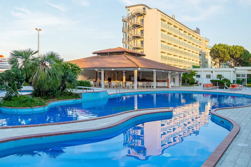 Hotel Adria - Image 1